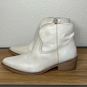 Vintage Foundry Co. Arielle boots sz 7.5